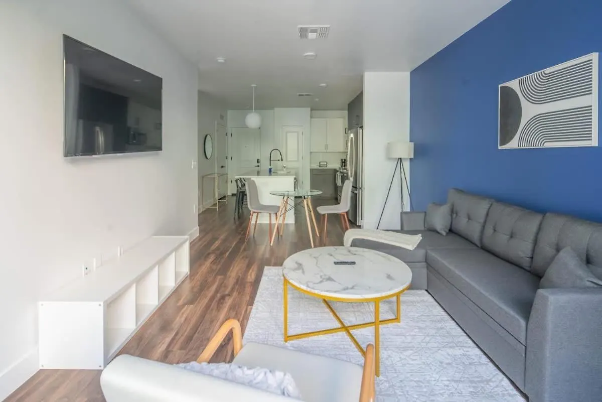 Charming 1Bd - Pool, Gym, Parking, W-D - Sleeps 4 Apartment Tempe 0*,